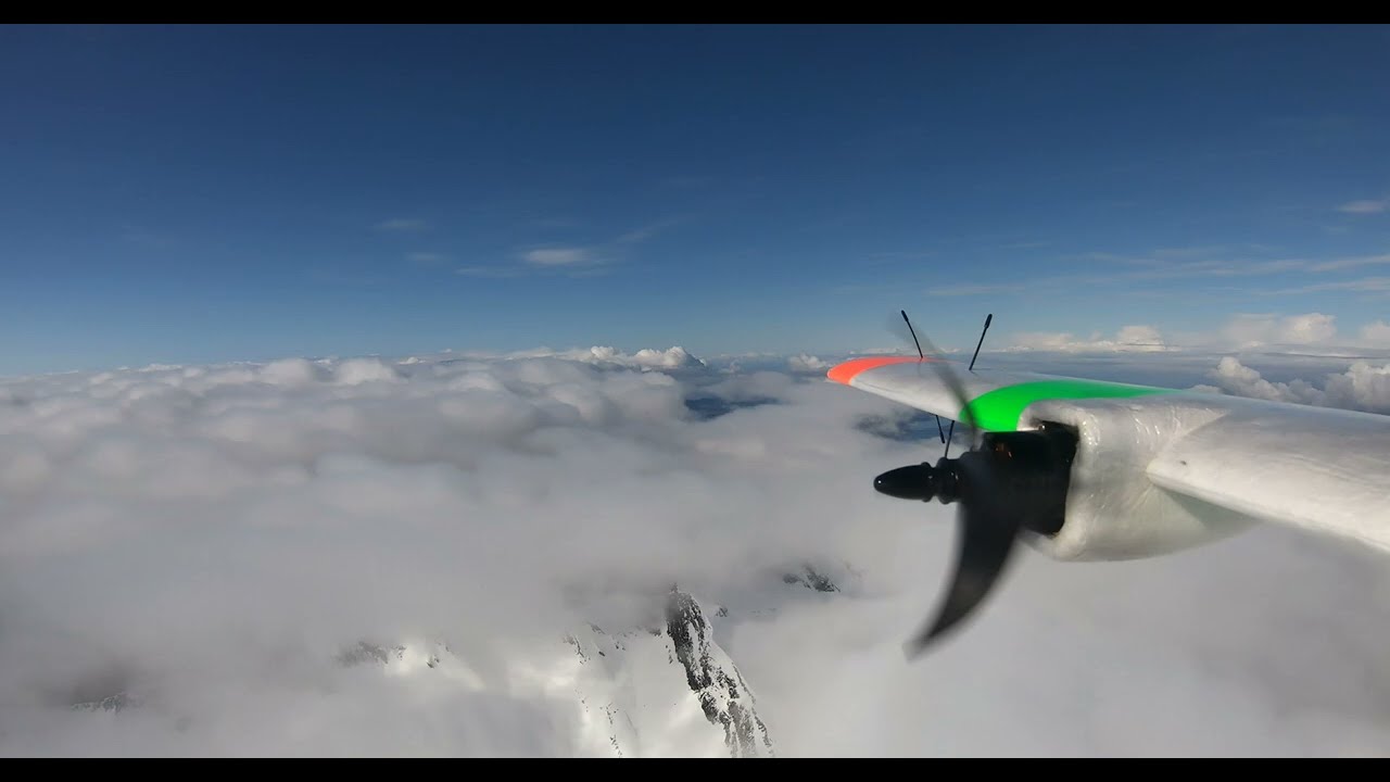 Crosswind in Cloud