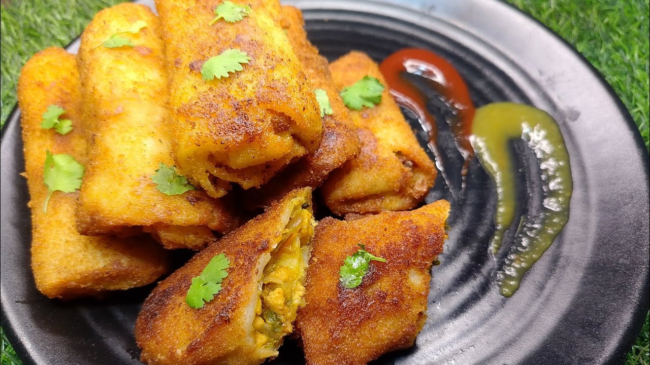 চিকেন স্প্রিং রোল। Chicken Spring Roll Recipe।@piupriyankakitchen 