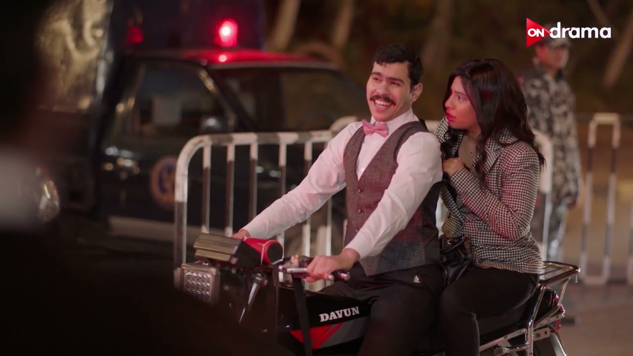 يوسف واقع في مصيبة بسبب إن سارة سلفت هارد لذيذ لجيجي #في_بيتنا_روبوت2