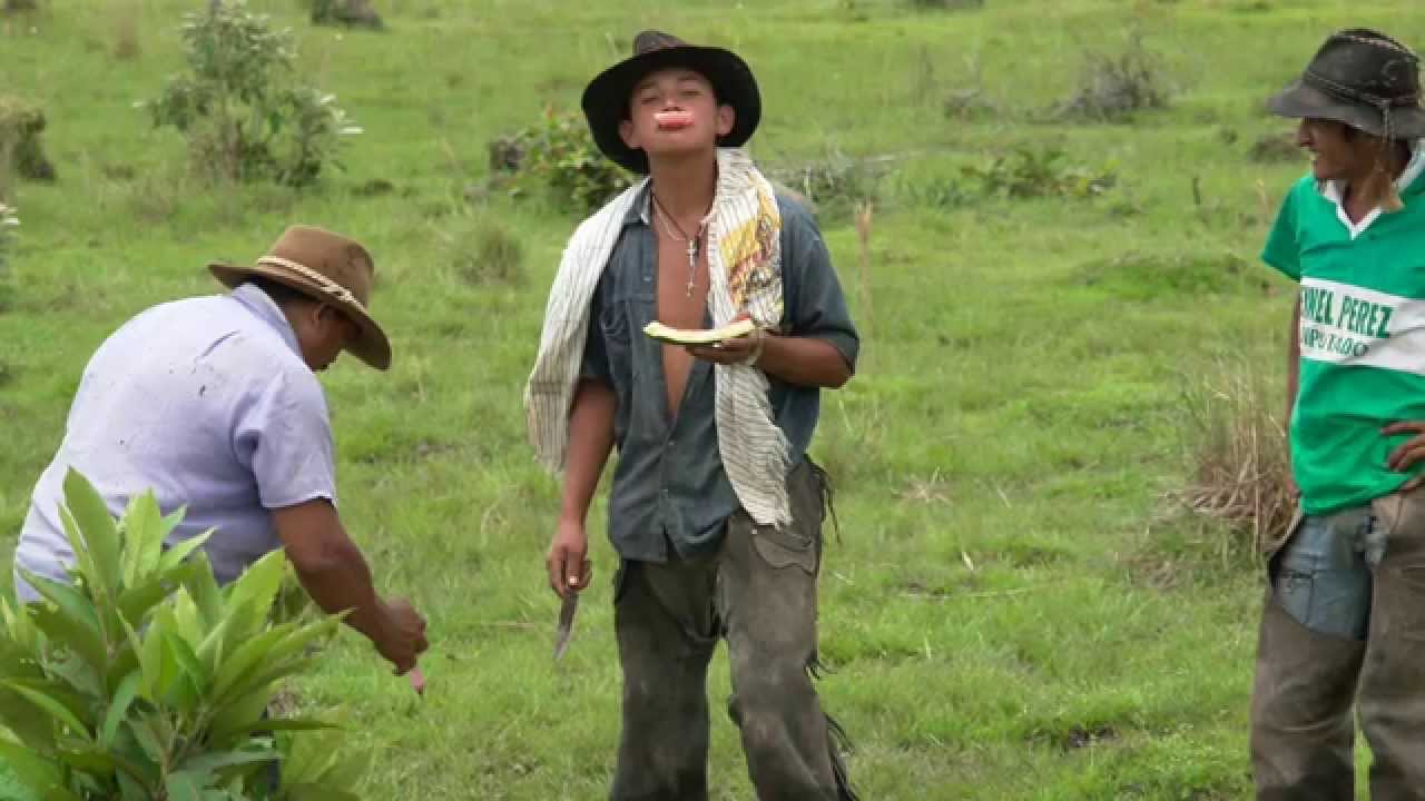 Cholo Valderrama - Juan Esteban (Video Oficial)