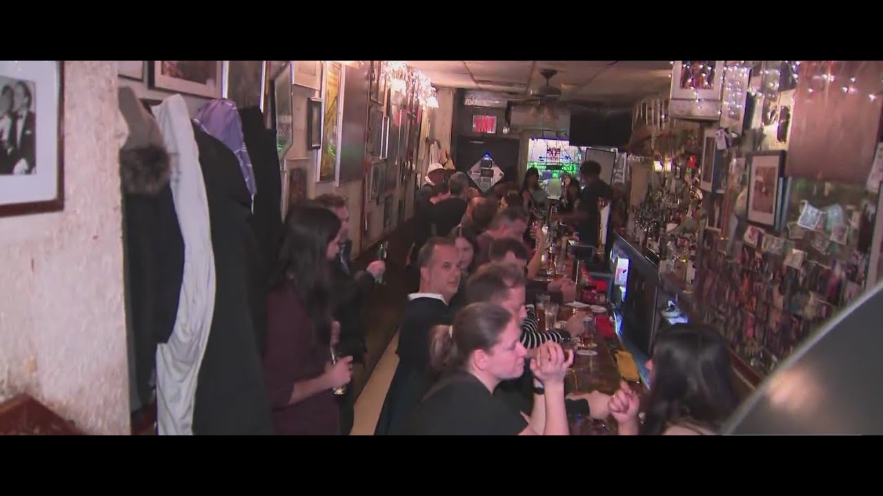 Historic Times Square bar faces eviction in legal battle: 'Been here my whole life'