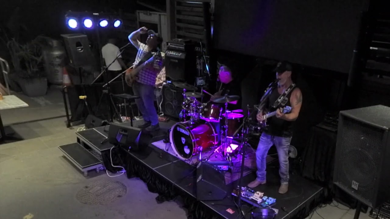 Save a horse ride a cowboy Big & Rich Cover  Kick Arse Country