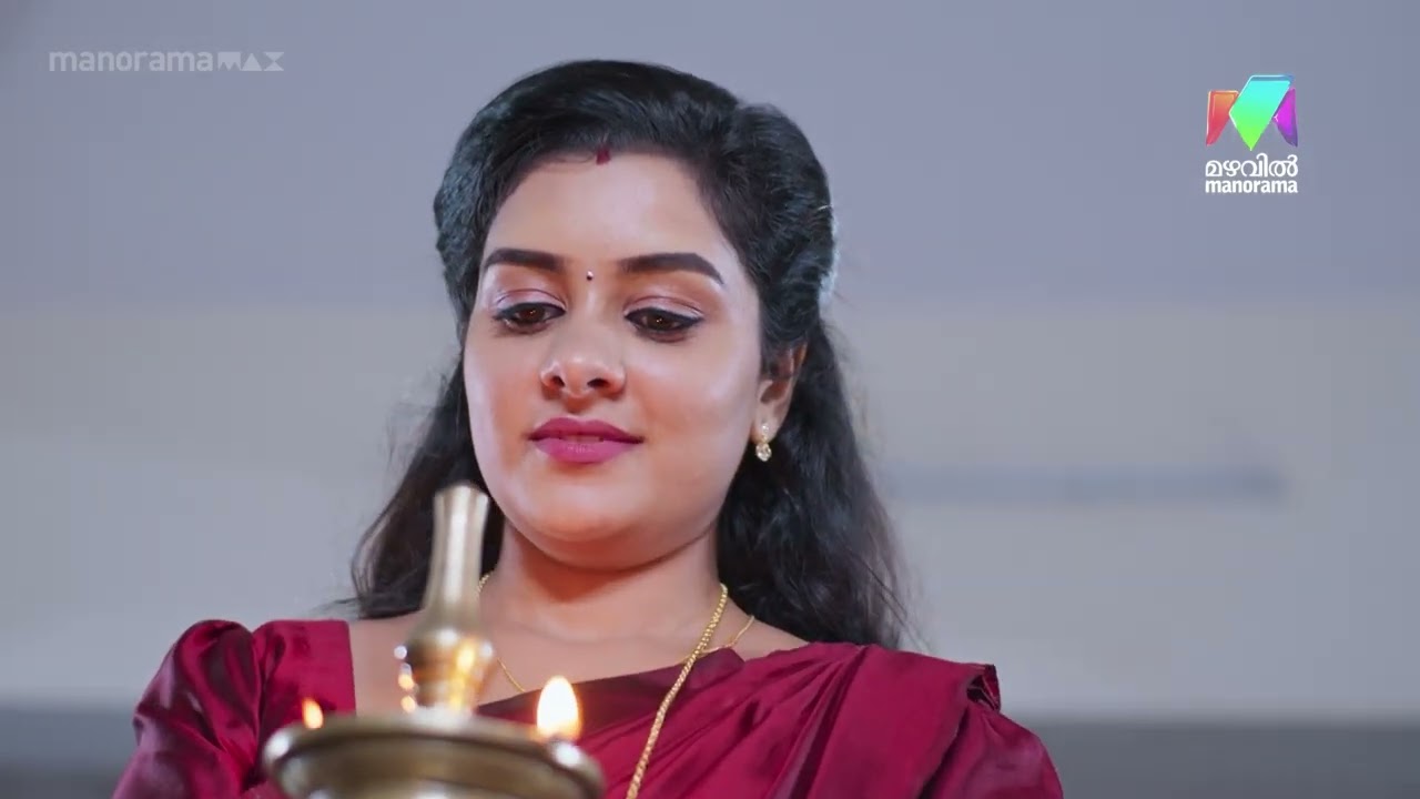 നിലവിളക്ക് കൊടുത്ത് നാരായണിയെ സ്വീകരിച്ച് ഭാരതി... #kadhanayika  #MazhavilManorama