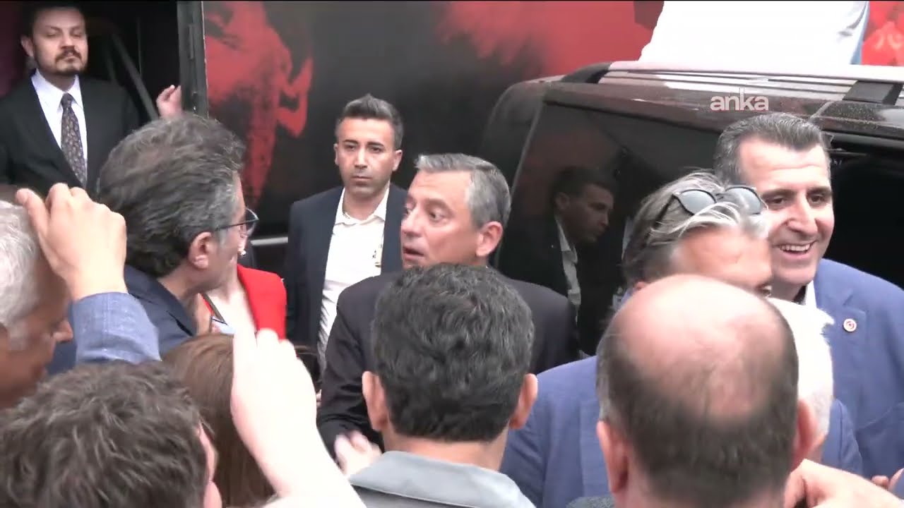 Özgür Özel, Bursa'da düzenlenen 