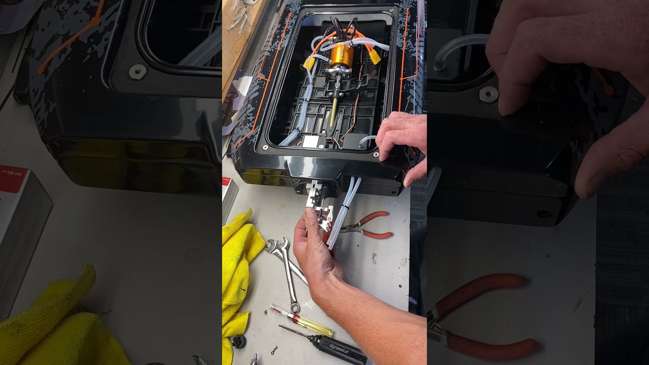 Proboat Blackjack 42 Flex Shaft Removal