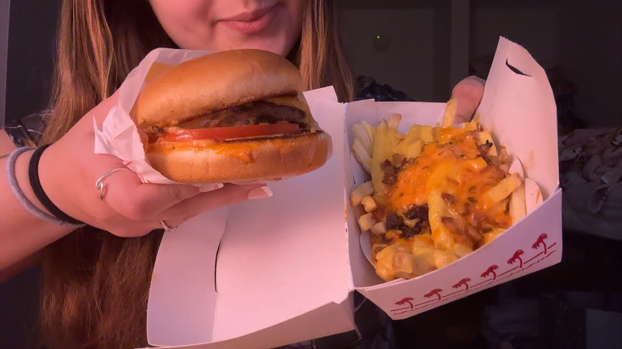 ASMR In-and-Out ￼Mukbang 🍔 for 400 subscribers 🥳🥳🥳🥳