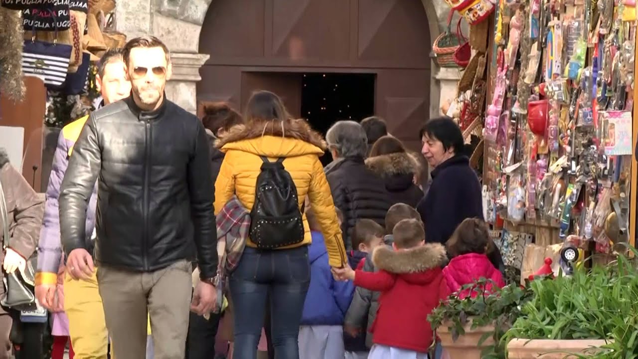 Approfondimento.  San Nicola di Bari, tra storia e leggenda
