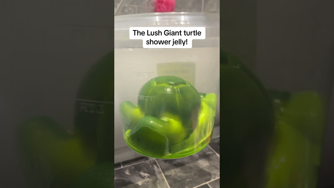 I finally managed to get a Lush giant turtle shower jelly 