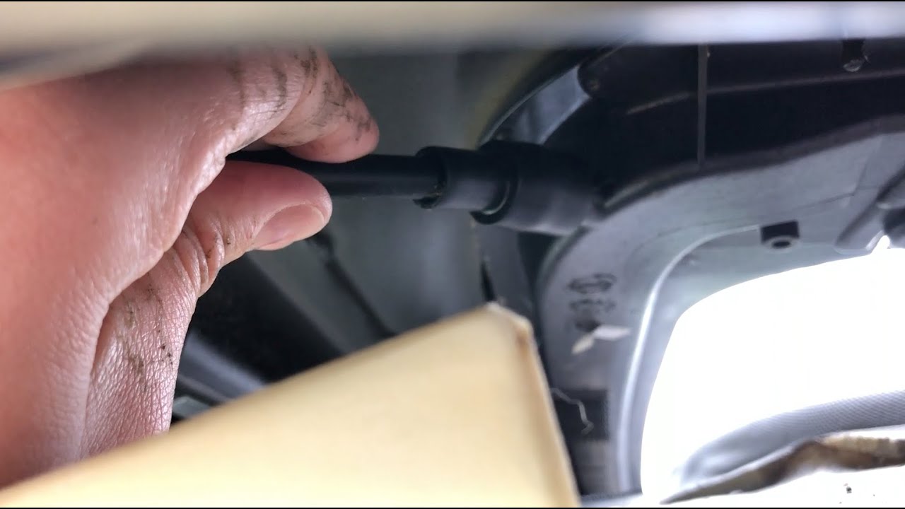 How to repair water leak in Chevy Equinox on roof and floor carpet