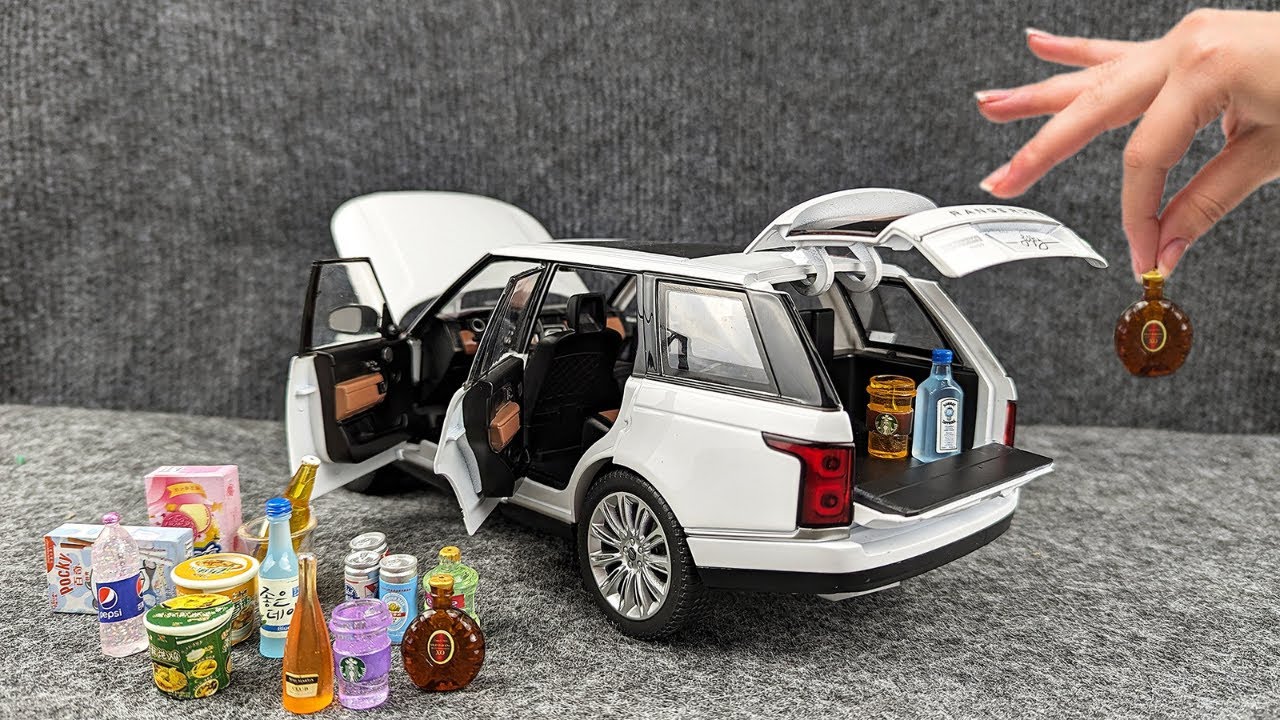 Реалистичная миниатюрная модель Land Rover Range Rover Autobiography в масштабе 1:18.