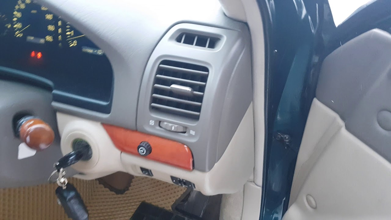 Toyota Progres,  2.5 NC250 Four walnut package 4WD