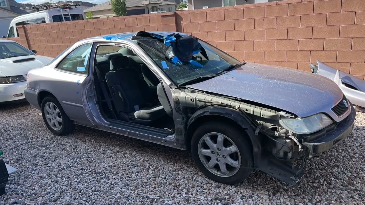Honda Acura Fenders, bumper, door removal shown on Acura CL