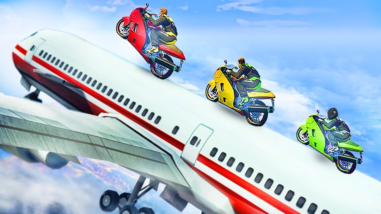 STUNTING A BIKE ON A PASSENGER PLANE!? (GTA 5 Funny Moments)