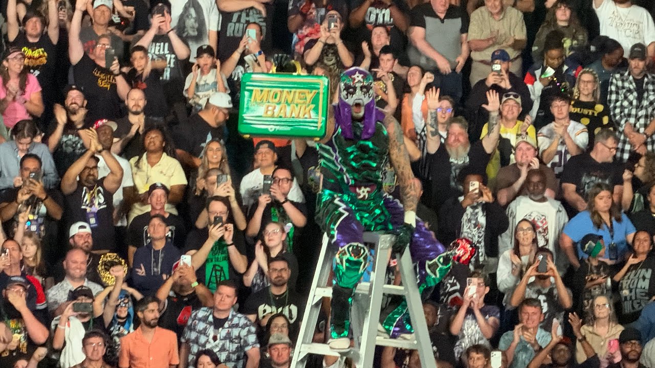 Penta wins Men&rsquo;s MITB - WWE Money in the Bank 2026