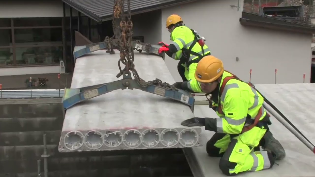 Budowa Finlandia - termoizolacyjny pustak szalunkowy LL400