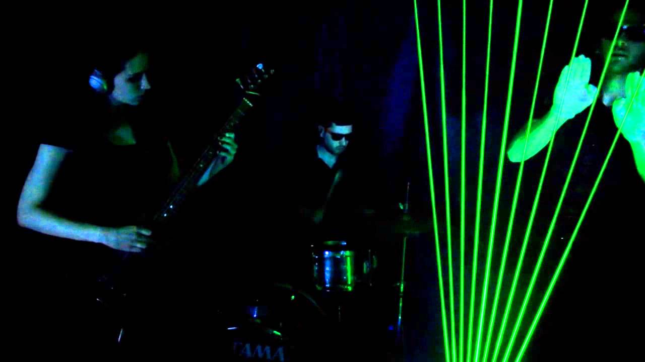 Midi Crew - Beverly Hills Cop (Live Laser Harp Cover)