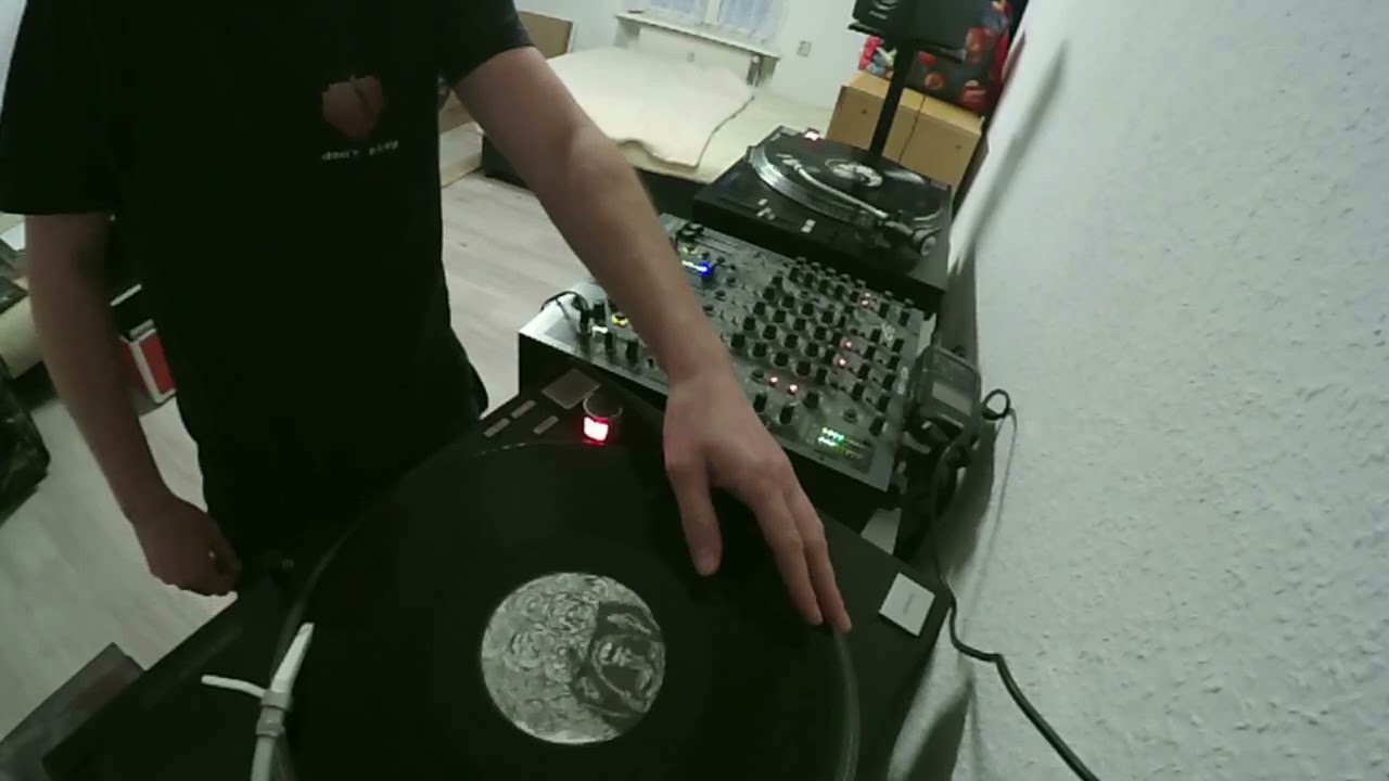 FlixXi - Non Stop Love 