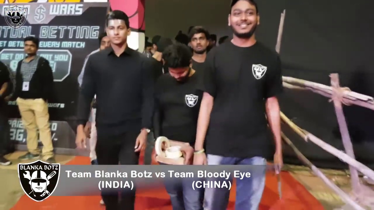 ROBOWAR | INDIA vs CHINA | TAANAJI vs FLAMINGO | IITB Techfest'17 | BLANKA BOTZ
