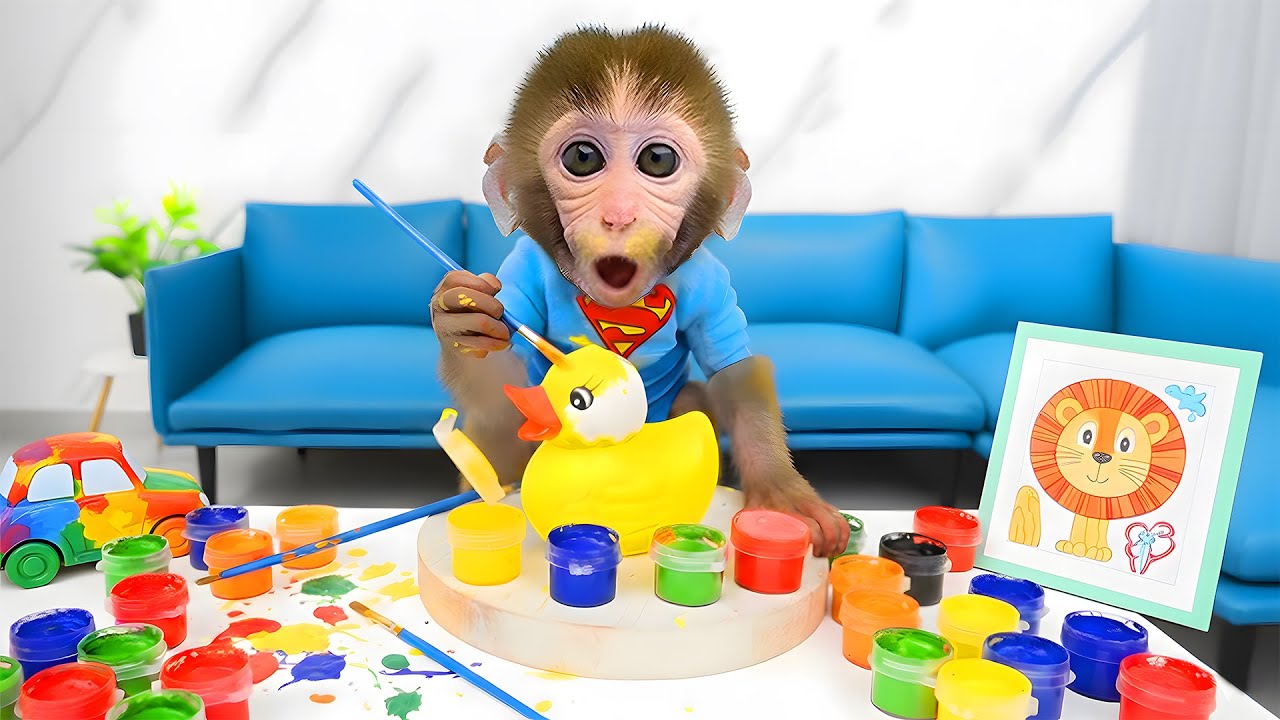 Macaquinho Bon Bon vira um grande artista e participa de um concurso de pintura com o ursinho