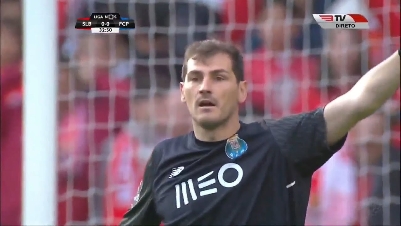 Iker Casillas Vs SL Benfica (Away) 2017/18