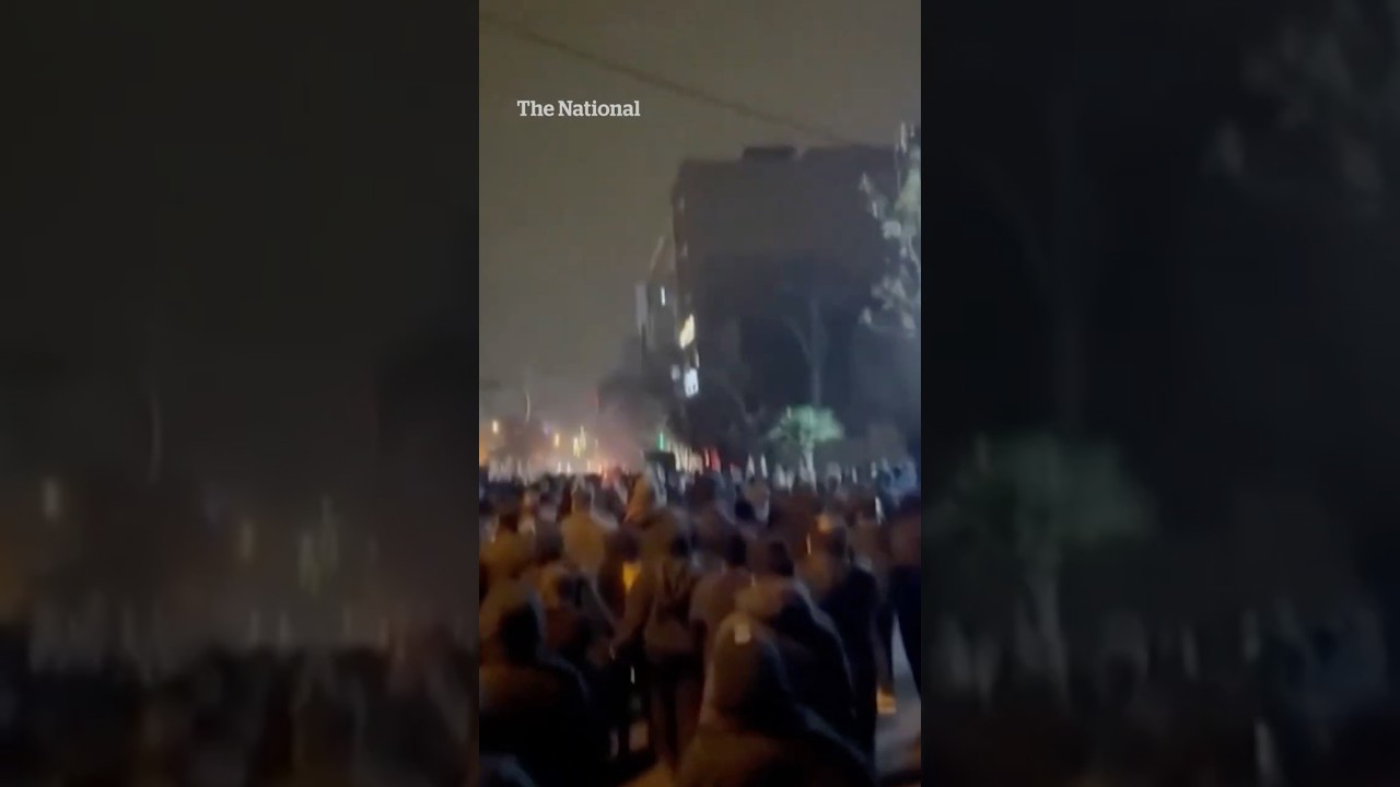 Iran protests: Hundreds killed as U.S. weighs military intervention