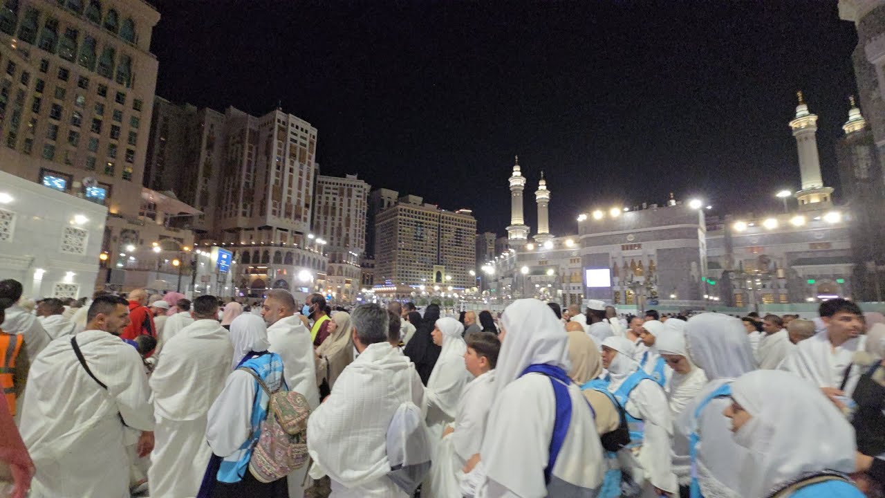 فجرية جميلة وبارده شاهد اجواء مكة الان