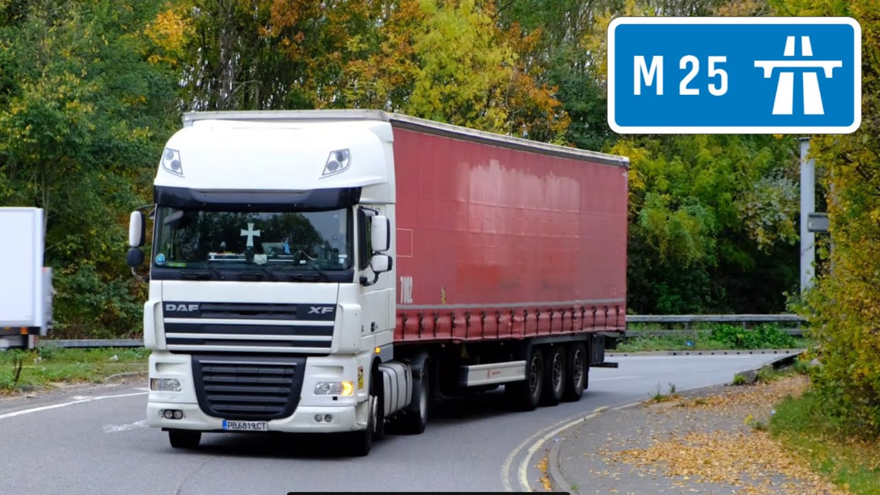 Truck spotting at South Mimms Services 