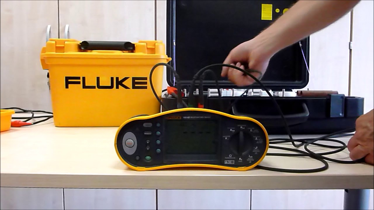 Fluke 1654 Die Messung vom ERDUNGSWIDERSTAND / Erdschleifenmessung und DREHFELDBESTIMMUNG
