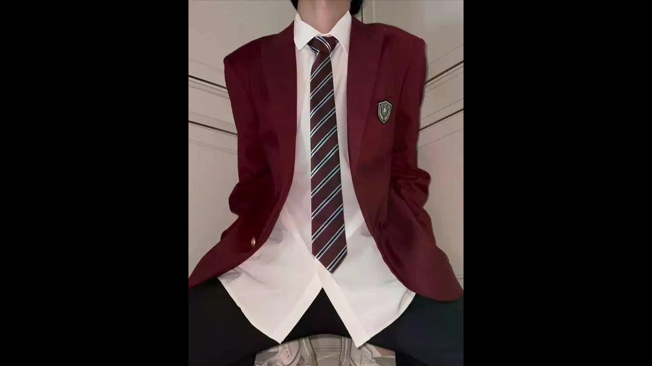 兑现你们的DK跪 #秦文玚 #变装 #西装跪 #DK