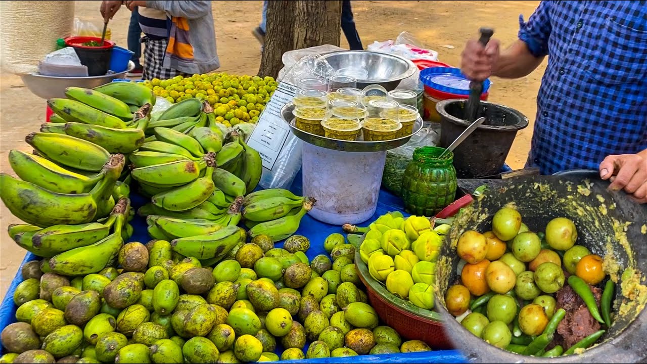 Green Banana Recipe - Masala Kacha Kola Mixed Vorta | Bengali Street Food