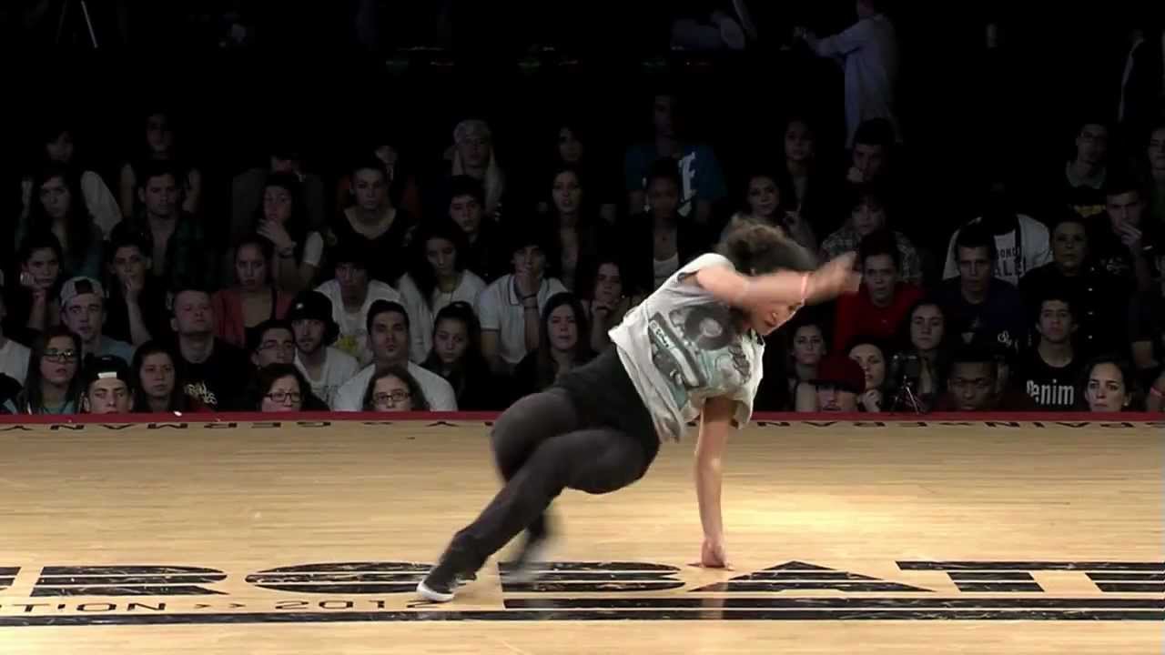 EUROBATTLE 2012  1/2 FINALS | BGIRLING BUTTERFLISOULFLOW Vs MOVIE 1 & TANIA