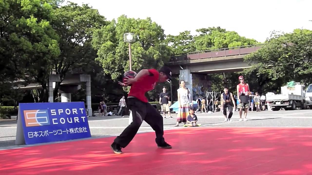 2012 The Show B-BOY Park Kamikaze vs TaMa