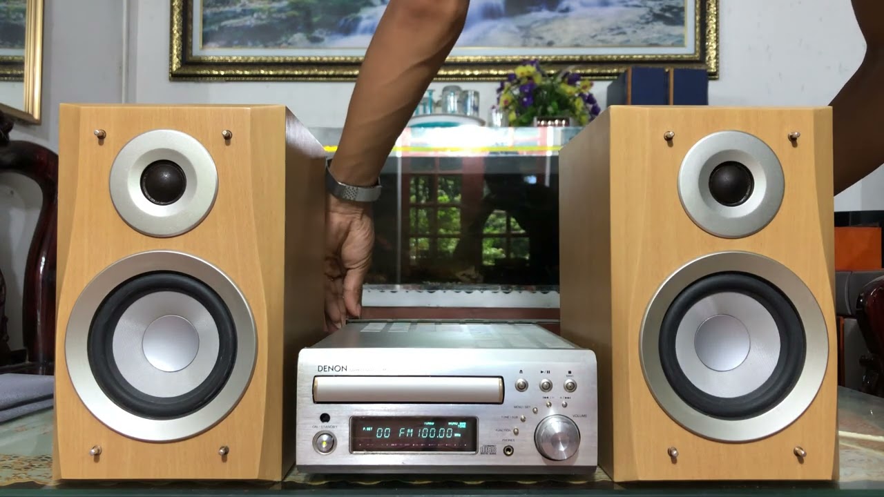 Denon M30  Thiết kế đẹp chất âm hay  Có Fm108,có chỉnh bass treble & s bass zalo  0975575262