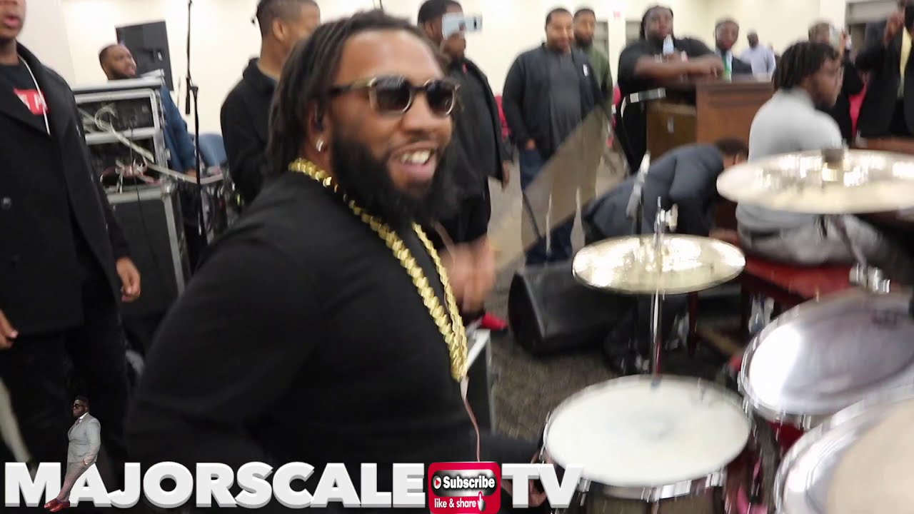 Marcus Lampkin - Blazing The Drums At the Cogic Convocation St. Louis 🔥🥁