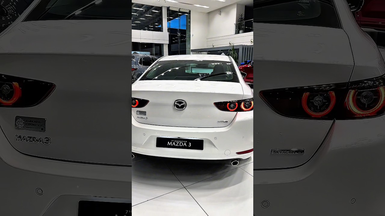 Седан Mazda 3