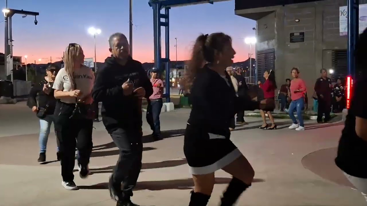 El trenecito 🚂🚃 de la Vida Feliz🎉