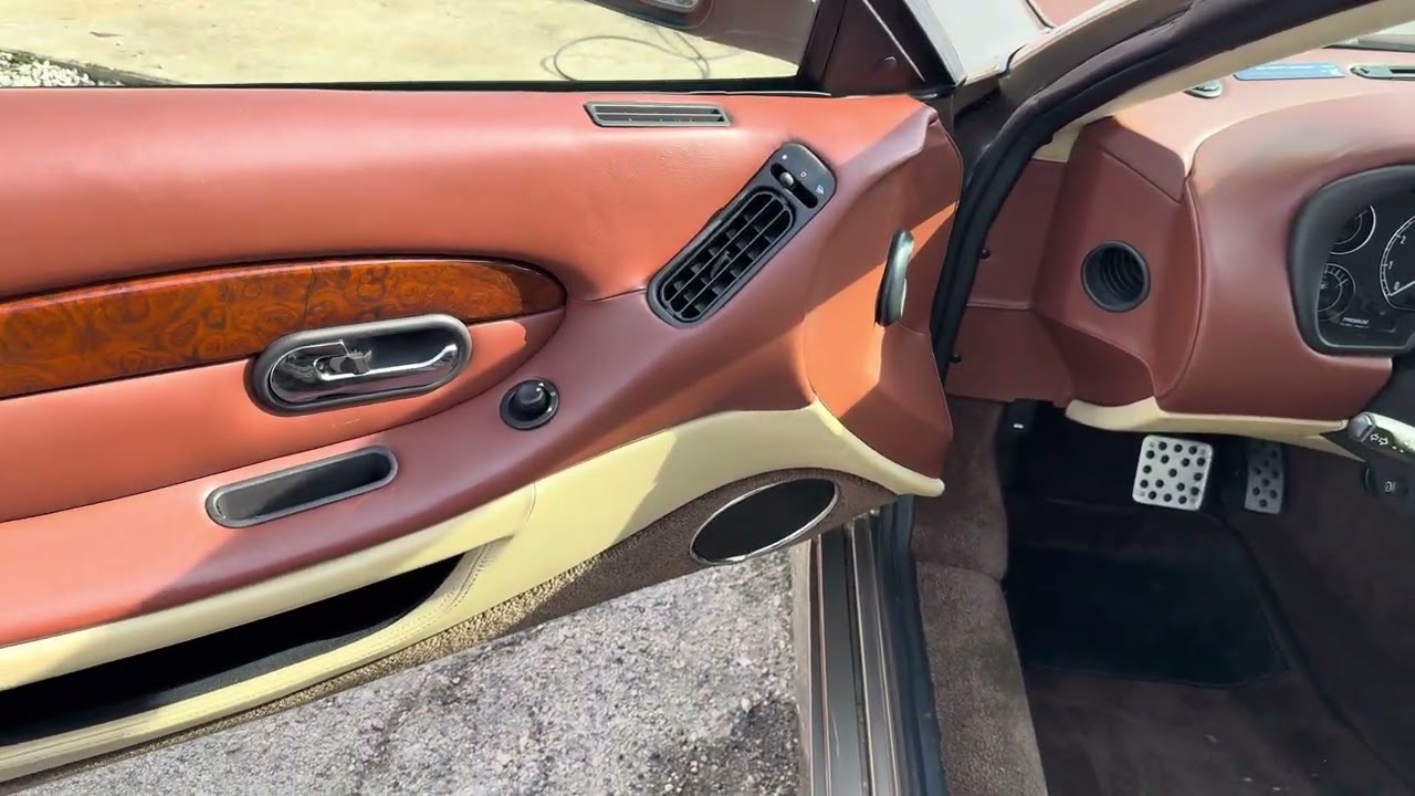 Impeccable condition Aston Martin DB7 