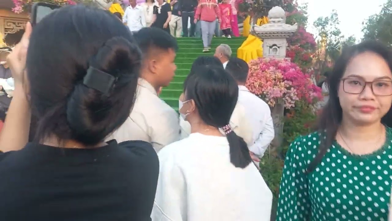 Hoàn hôn chùa vạn phước Bình đại. Bên tre 