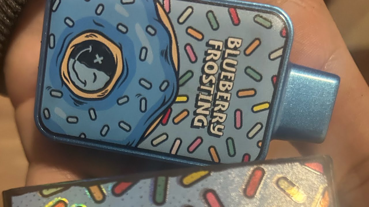 Donuts Fryd 2gram Disposable live diamonds 💎 + live resin Review - Blueberry frosting