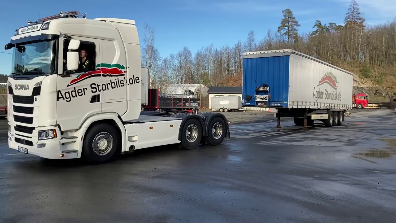 Tilkobling av semitilhenger og daglig kontroll. Agder Storbilskole.