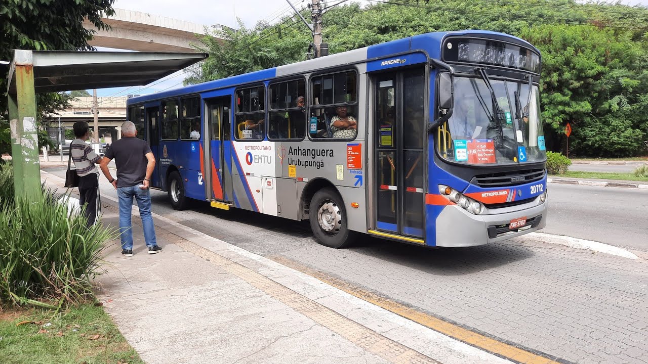 ÔNIBUS NA PLATAFORMA AV BRASIL ROCHDALE,MOVIMENTAÇÃO #garagem#lavador#osasco.