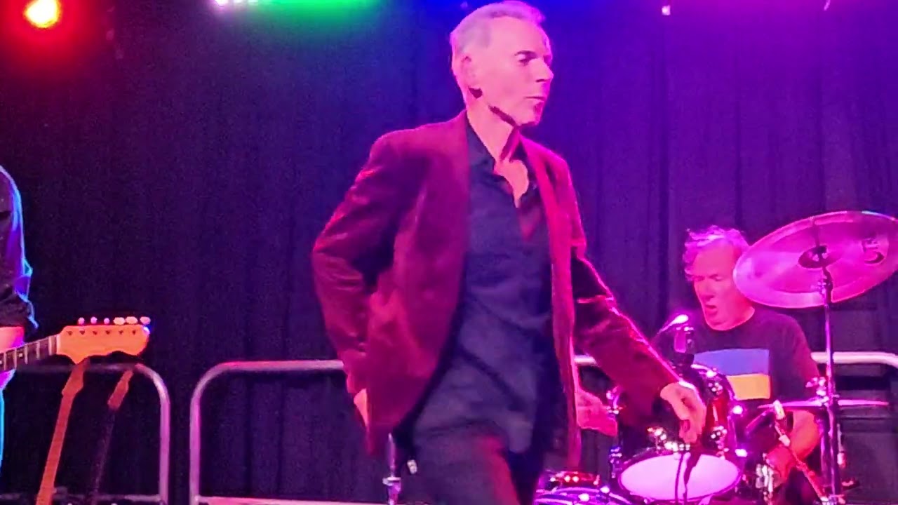 Dr  Feelgood - 'Back in the Night' live Hertford [3 Oct 2025]