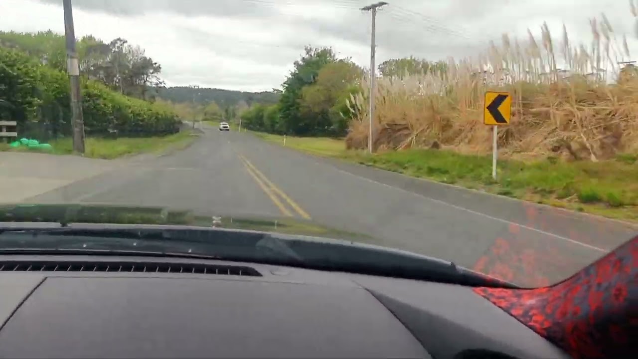 350z hits the back roads of new Zealand, road to gravel