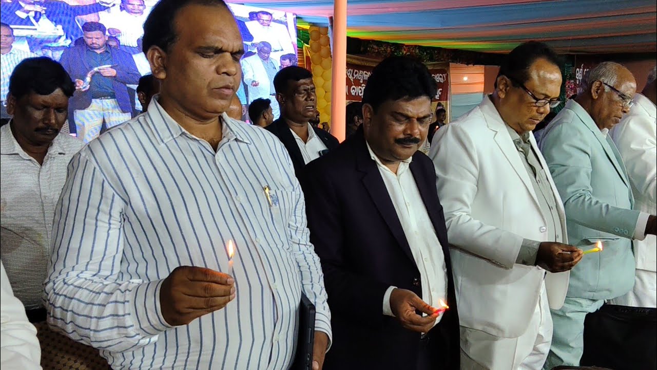 ଆନନ୍ଦ ଉଲ୍ଲାସରେ ଜୁବେଲ ପାଳନ candle ଜଳାଇ ତାବାରଦ ମଣ୍ଡଳୀ