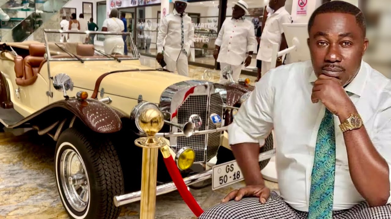 Watch All The Best Historic Vintage Cars Display Inside Despite Automobile Museum In Ghana
