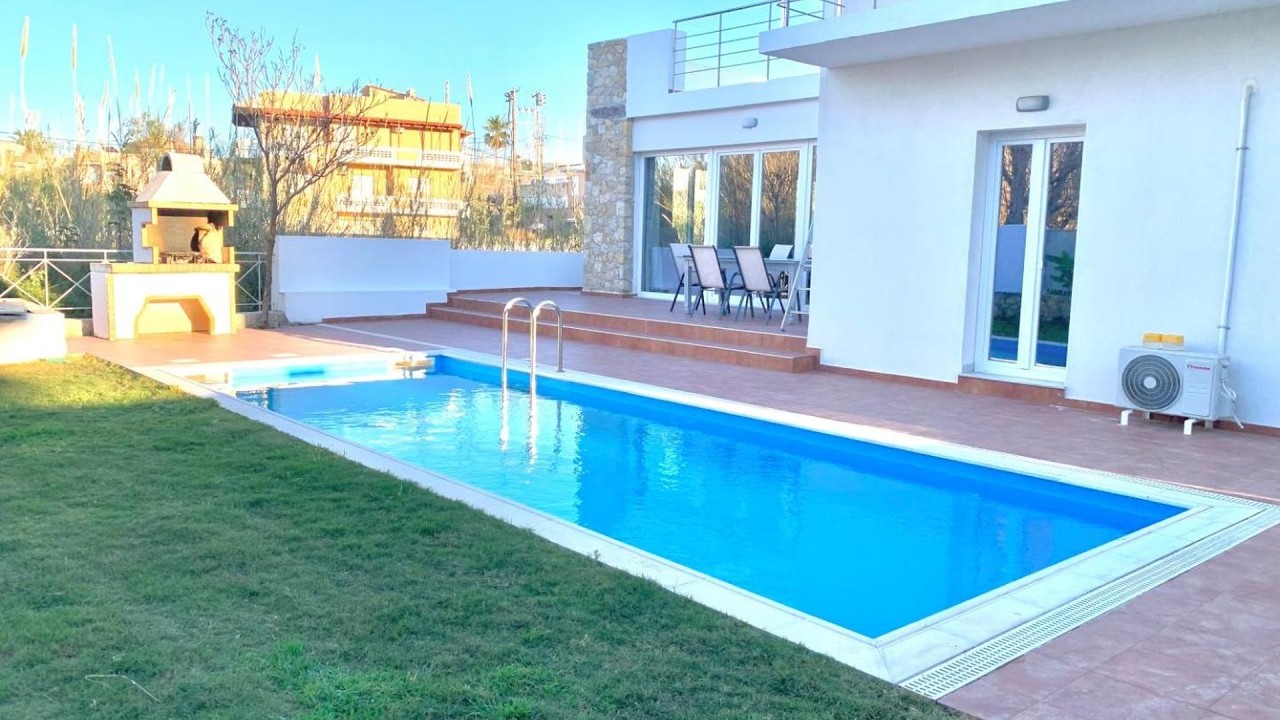 Hayeks Villa | Crete Island, Greece | Hotel Review 🏨