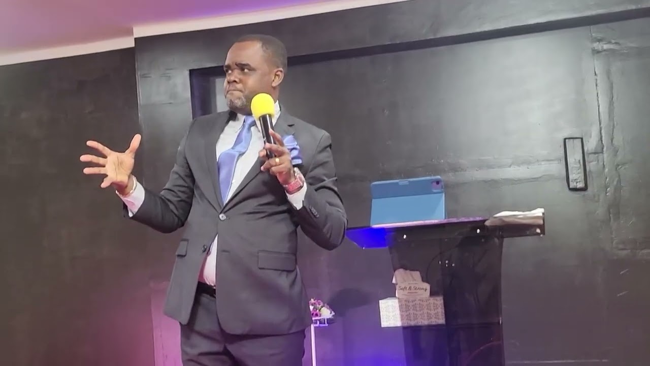 Message de réconfort 2 #jesus  #temoignagechretien  #youtube  #centrechretiendereveil 