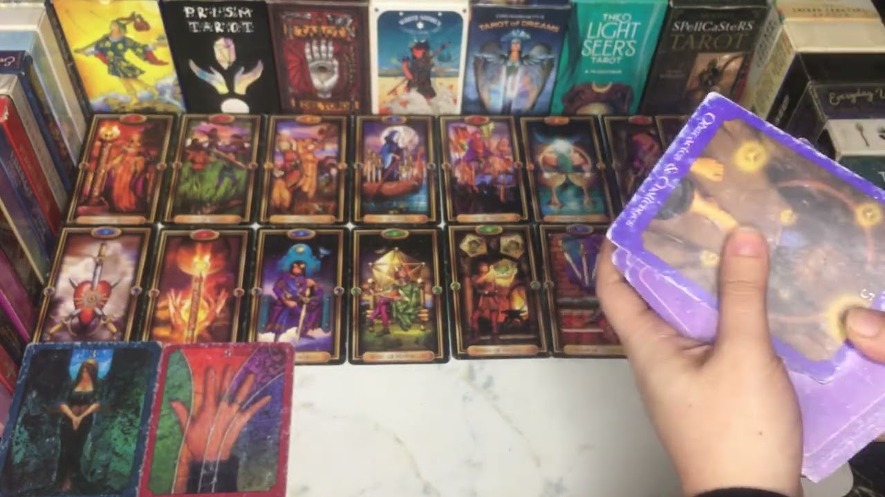 Who is coming in your life ex or next 💕#hinditarotreading#tarotreading
