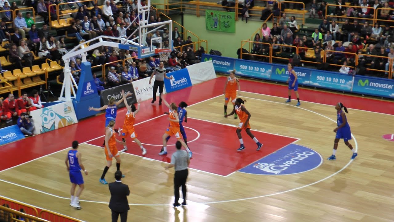 Resumen y ambiente del partido Avenida - Zamarat