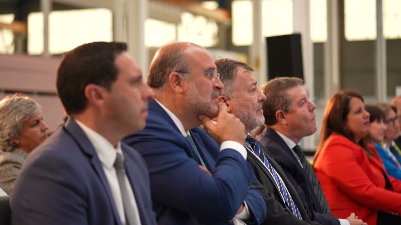 Inauguraci&oacute;n de la planta robotizada de fachadas industrializadas Lignum Tech
